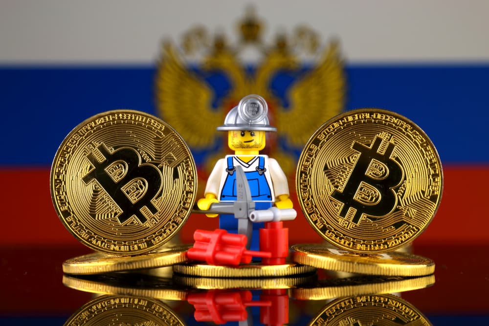 Полицейские добывали криптовалюту на арестованной технике
