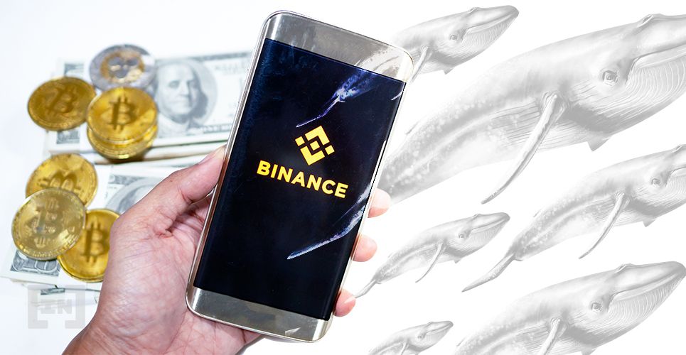 Биткоин-кит перевел на Binance 10,000 BTC. Время продавать?