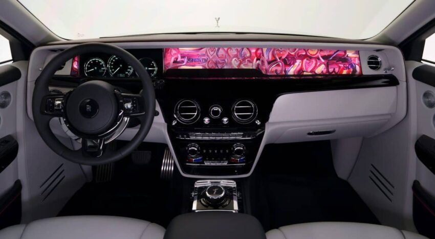 Интерьер эксклюзивной версии Rolls-Royce